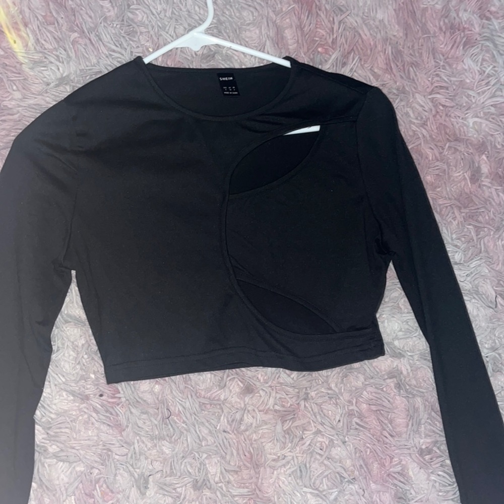 Black cropped, cut out long sleeve